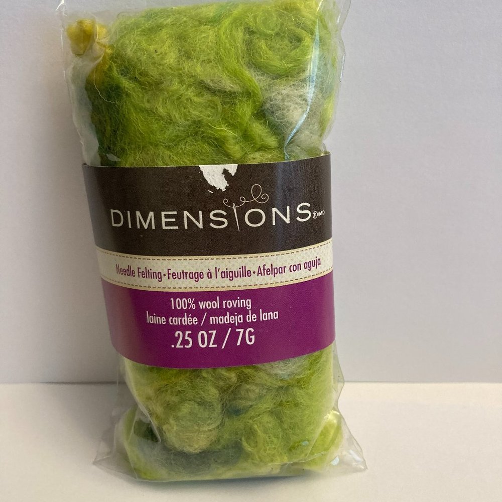 24 Dimensions FeltWorks 100% Wool Green Curly Roving 0.25oz Needle Felting Craft